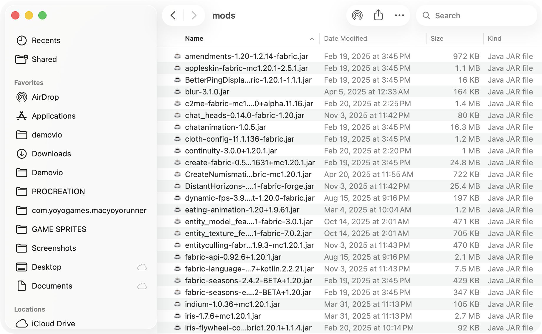 Папка mods, заполненная файлами с расширением .jar